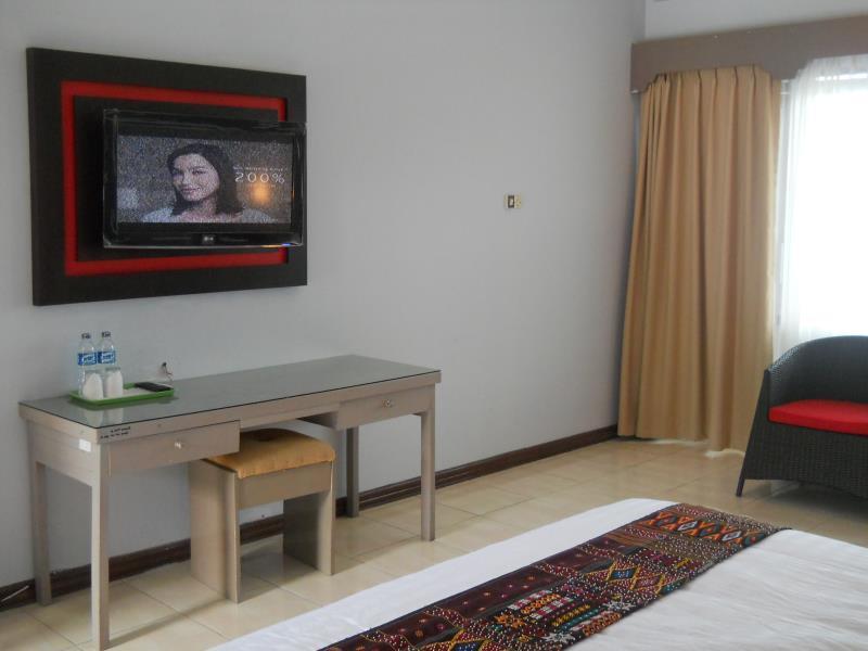 Patra Comfort Parapat Exterior photo